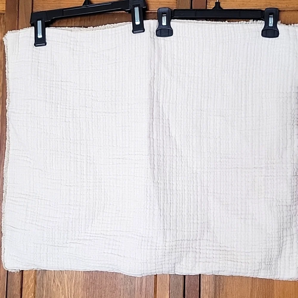 Casaluna nwot muslin